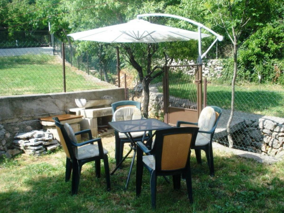 Apartmani Gracijela Karlobag Exterior photo